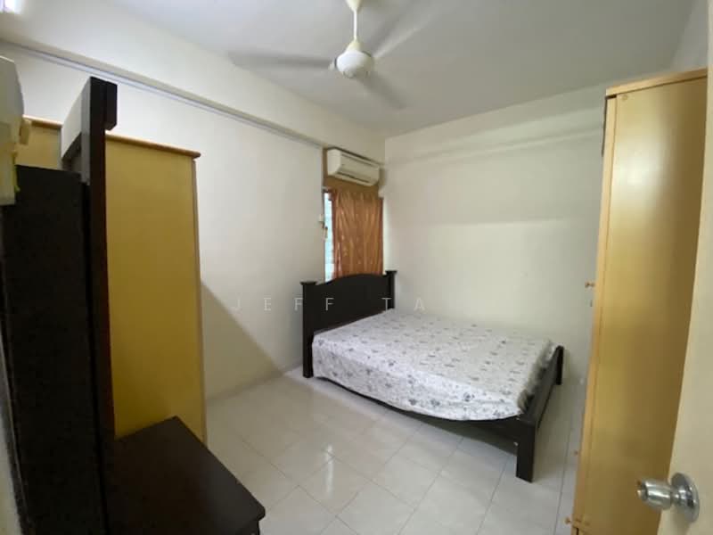 Flat for Sale at Taman Sri Setia - Jeff Tan - Bedroom - PropertyGuru.com.my