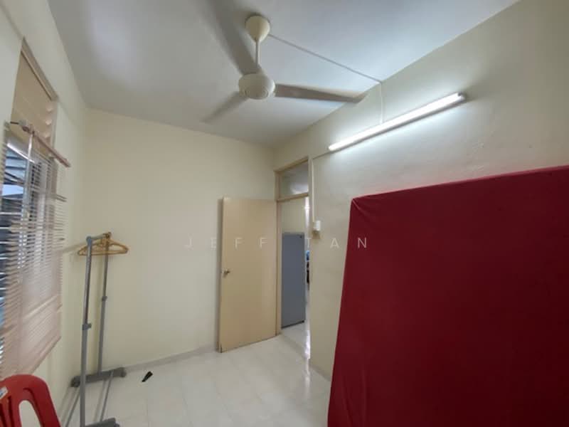 Flat for Sale at Taman Sri Setia - Jeff Tan - Interior - PropertyGuru.com.my