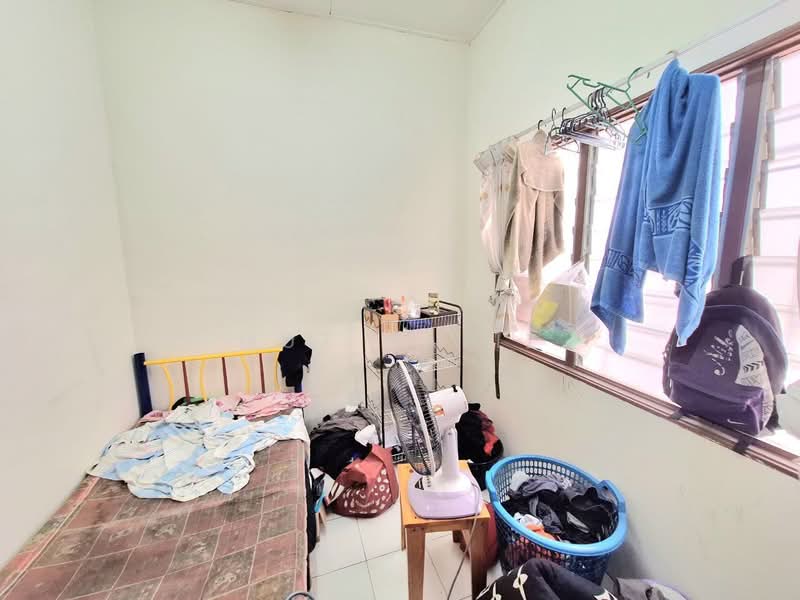 1-storey Terraced House for Sale in Seksyen 30 (Shah Alam) - Muz Hafiz - PropertyGuru.com.my
