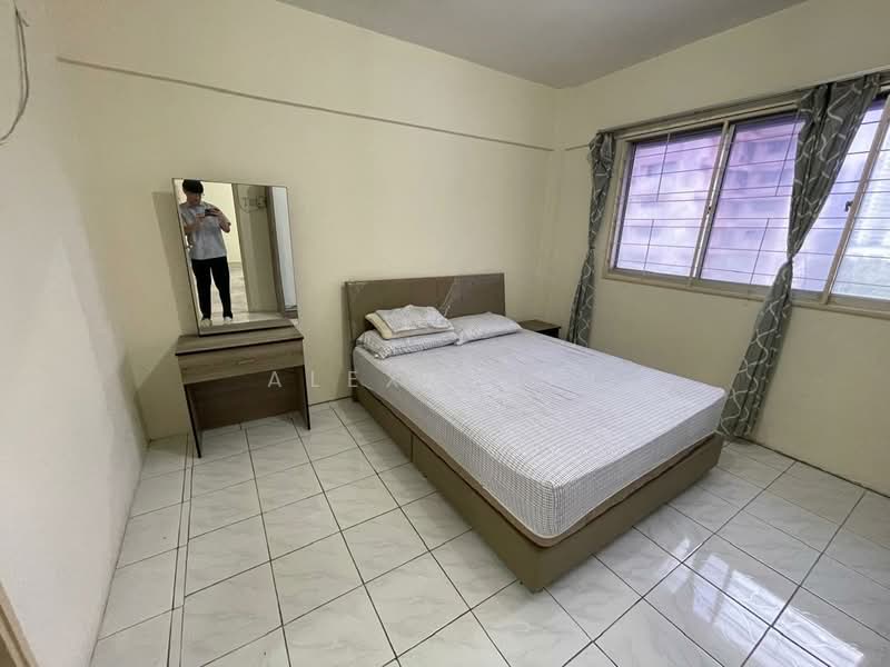 Kondominium untuk Disewa di O.G. Heights - Alex Chin - Bedroom - PropertyGuru.com.my