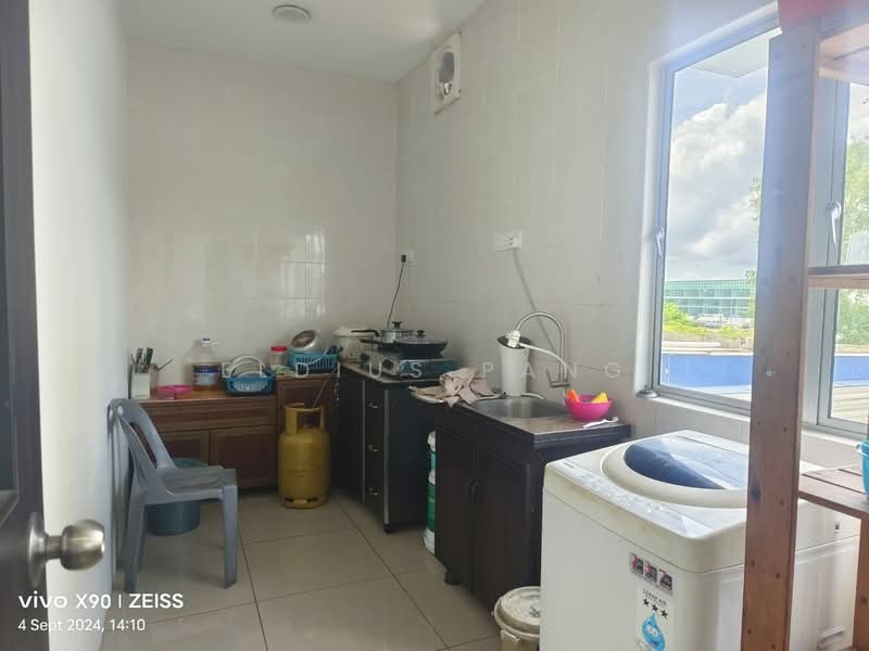 Gudang untuk Disewa di Taman Iks Bukit Tengah (Bukit Mertajam) - Eldius Pang - Kitchen - PropertyGuru.com.my