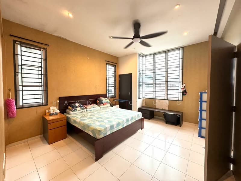 Rumah Teres 2 Tingkat untuk Dijual di Taman Setia Indah (Tebrau) - Hayden Chong - Bedroom - PropertyGuru.com.my