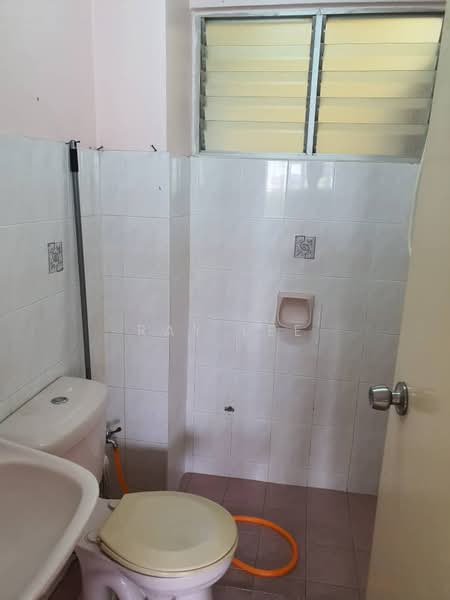 Apartment for Rent at Sri Cassia - Ray Lee - Bathroom - PropertyGuru.com.my