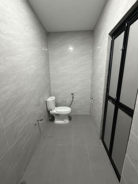 Rumah Teres 1 Tingkat untuk Dijual di Ulu Tiram (Johor) - Joanne Yong - Bathroom - PropertyGuru.com.my