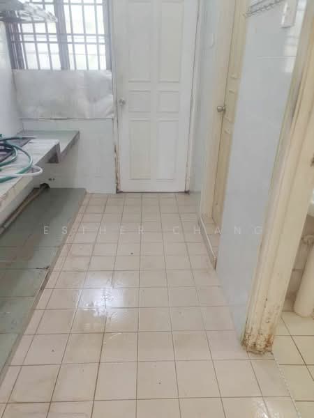 2-storey Terraced House for Sale at Taman Sri Pulai Perdana - Esther Chang - Kitchen - PropertyGuru.com.my