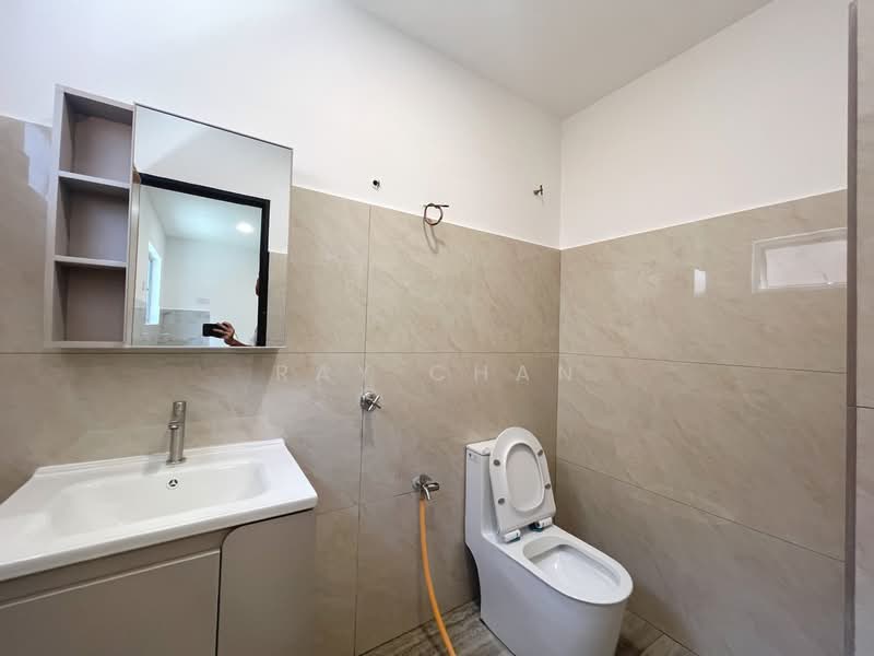2-storey Terraced House for Sale in Bandar Mahkota Cheras (Cheras) - Ray Chan - Bathroom - PropertyGuru.com.my