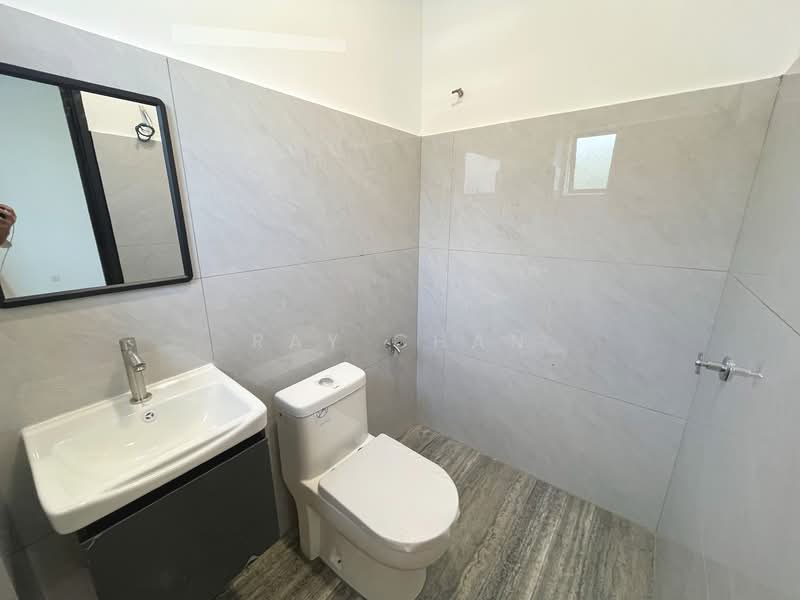 2-storey Terraced House for Sale in Bandar Mahkota Cheras (Cheras) - Ray Chan - Bathroom - PropertyGuru.com.my