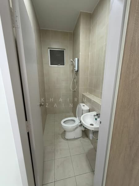 Kondominium untuk Disewa di Residensi Adelia - Khairul Zainal - Bathroom - PropertyGuru.com.my