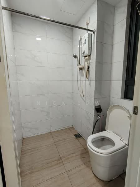Servis Apartment untuk Disewa di Country Garden Central Park - Nick Low - Bathroom - PropertyGuru.com.my