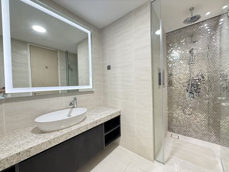 Servis Apartment untuk Disewa di Star Residences Two - Ann . - Bathroom - PropertyGuru.com.my