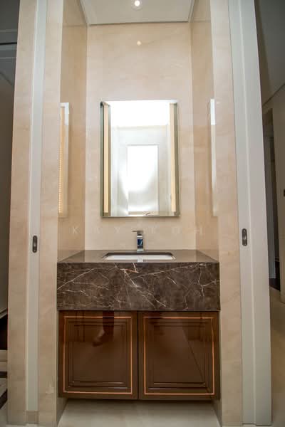 Servis Apartment untuk Dijual di Pavilion Suites - Kay Koh - Bathroom - PropertyGuru.com.my