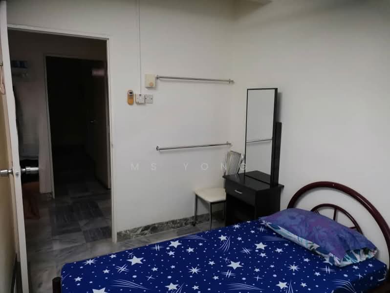 Rumah Teres 2 Tingkat untuk Disewa di Ipoh (Perak) - Ms Yong - Bedroom - PropertyGuru.com.my