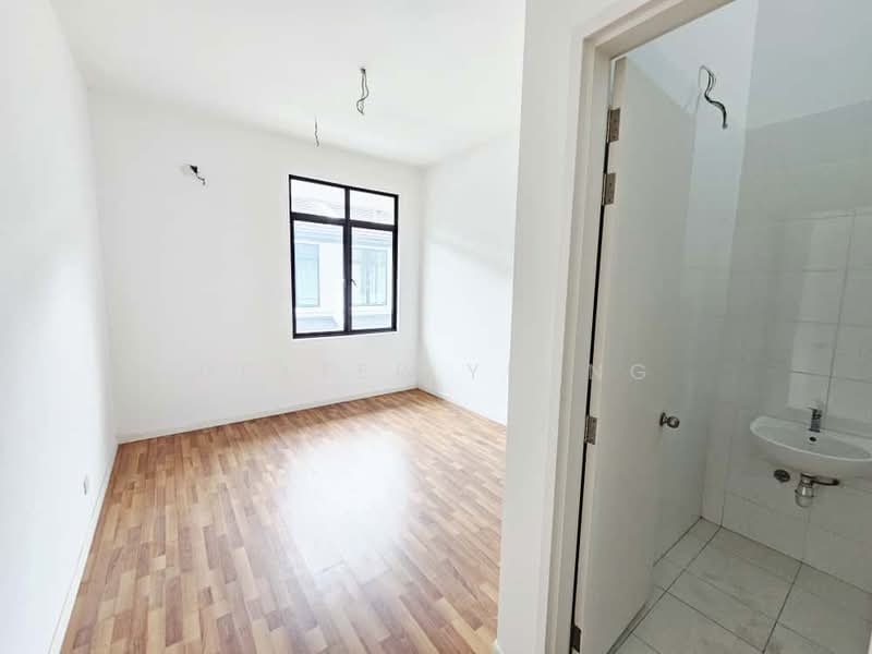Rumah Teres 2 Tingkat untuk Dijual di Eco Majestic (Semenyih) - Dexter Yeong - PropertyGuru.com.my