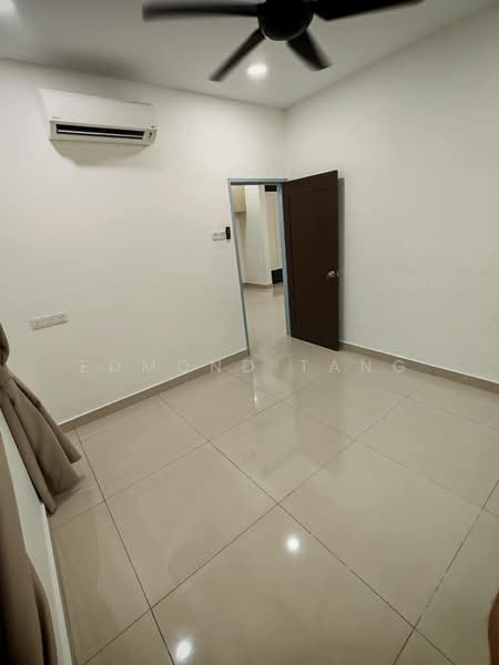 1-storey Terraced House for Rent in Taman Pelangi Indah (Ulu Tiram) - Edmond Tang - Interior - PropertyGuru.com.my