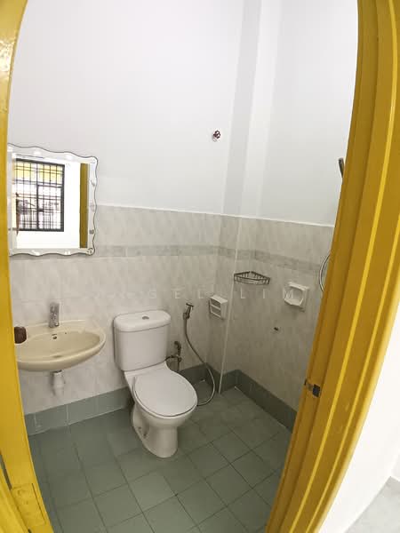 1-storey Terraced House for Rent in Bukit Indah (Iskandar Puteri (Nusajaya)) - Angel Lim - Bathroom - PropertyGuru.com.my