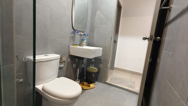 Service Residence for Sale at M Vertica - Mohd Aizat Saiful Bahri - Bathroom - PropertyGuru.com.my
