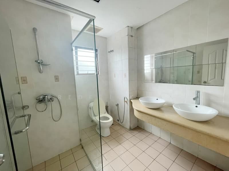 Rumah Teres 2.5 Tingkat untuk Dijual di Batu (Kuala Lumpur) - Frederick Tan - Bathroom - PropertyGuru.com.my