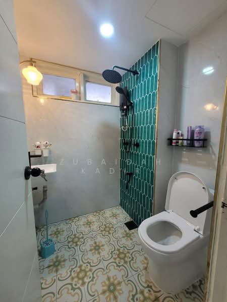Kondominium untuk Disewa di Vista Kiara - Zubaidah Kadir - Bathroom - PropertyGuru.com.my