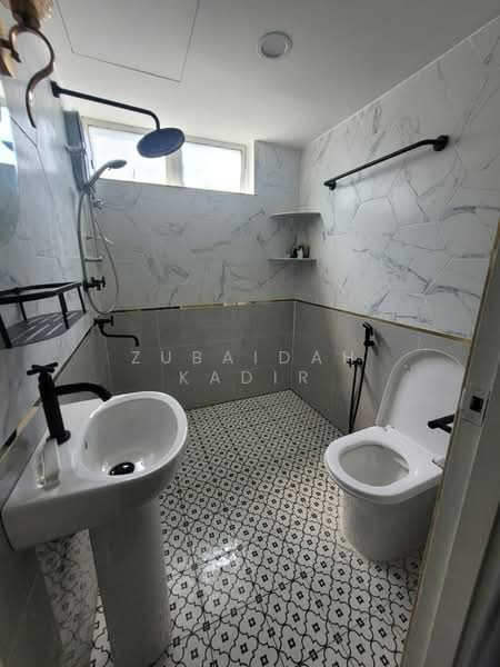 Kondominium untuk Disewa di Vista Kiara - Zubaidah Kadir - Bathroom - PropertyGuru.com.my
