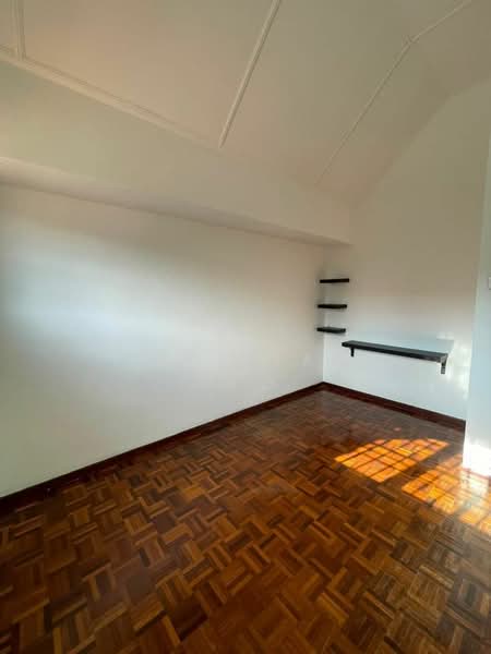 Rumah Teres 1.5 Tingkat untuk Dijual di Taman Pelangi Indah (Ulu Tiram) - Iden Tan - Interior - PropertyGuru.com.my