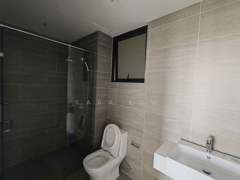 Kondominium untuk Dijual di Panorama Residences - Sara Low - Bathroom - PropertyGuru.com.my