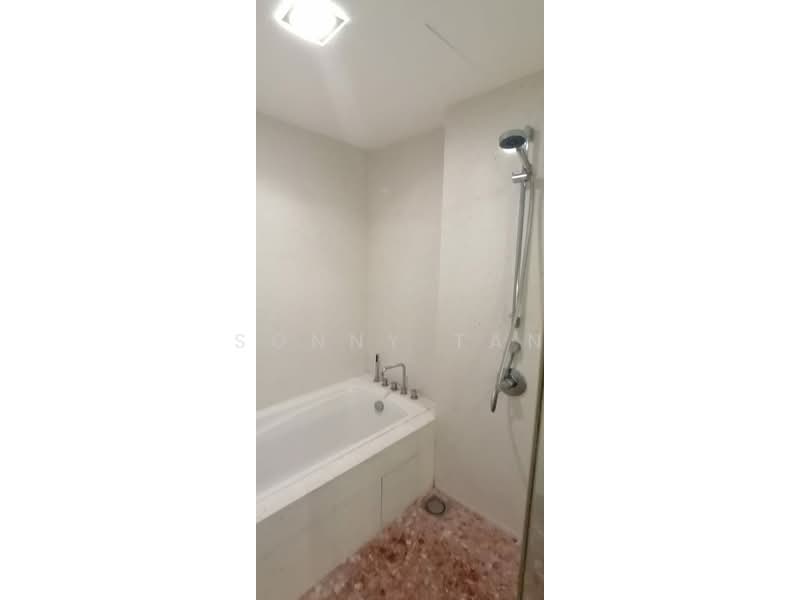 Kondominium untuk Disewa di Verticas Residensi - Sonny Tan - Bathroom - PropertyGuru.com.my