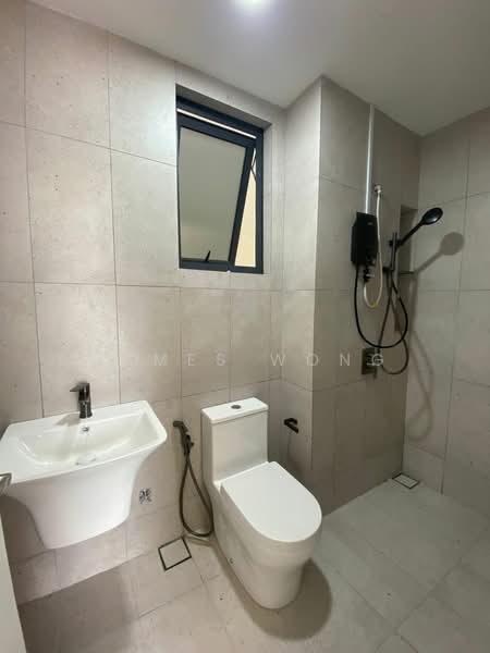 Kondominium untuk Disewa di EdgeWood Residences @ SkySanctuary - James Wong - Bathroom - PropertyGuru.com.my