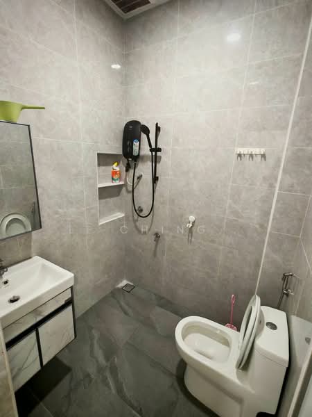 Rumah Teres 1 Tingkat untuk Disewa di Ulu Tiram (Johor) - Le Ching . - Bathroom - PropertyGuru.com.my