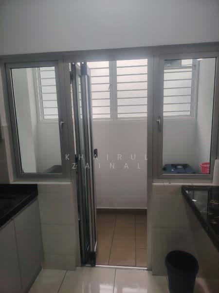 Service Residence for Rent at Saville @ Kajang - Khairul Zainal - Kitchen - PropertyGuru.com.my
