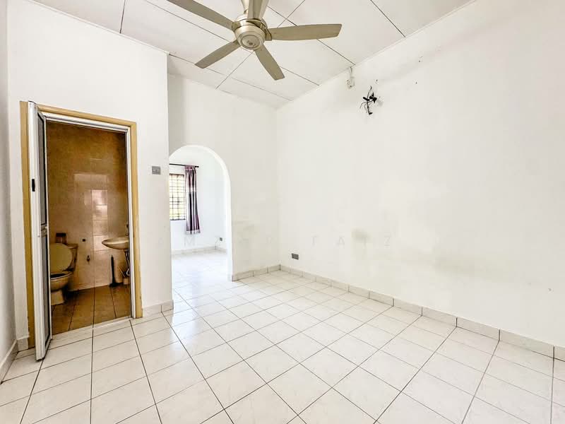 2-storey Terraced House for Sale in Bandar Bukit Puchong (Puchong) - Amzar Faiz - PropertyGuru.com.my