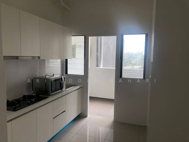 Kondominium untuk Dijual di The Greens @ Subang West - Arifuddin Bahari - Kitchen - PropertyGuru.com.my
