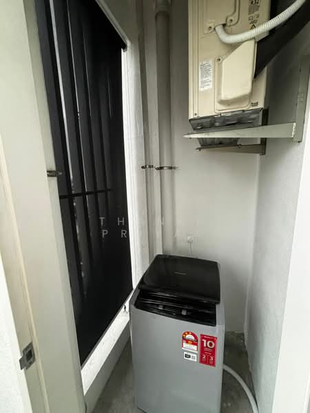 Service Residence for Rent at Dorsett Waterfront Subang - Thanap Priyaa - Balcony - PropertyGuru.com.my