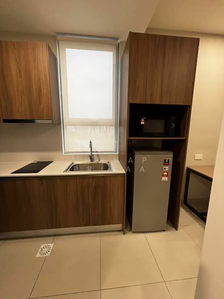 Service Residence for Rent at Dorsett Waterfront Subang - Thanap Priyaa - Kitchen - PropertyGuru.com.my