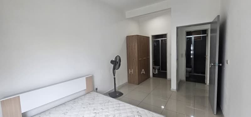 Servis Apartment untuk Disewa di Savanna Executive Suite @ Southville City - Chi Hau - Bedroom - PropertyGuru.com.my