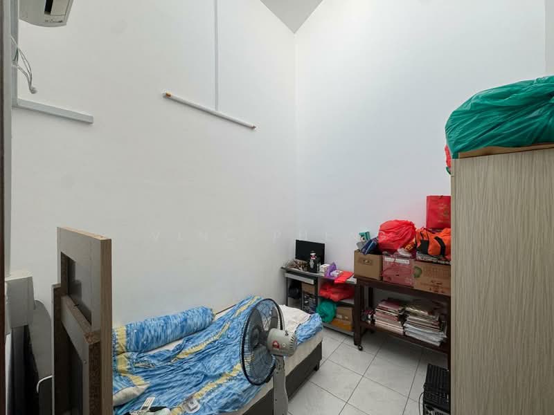 Rumah Teres 1 Tingkat untuk Dijual di Ayer Molek (Melaka) - Vinc Pheng - Bedroom - PropertyGuru.com.my