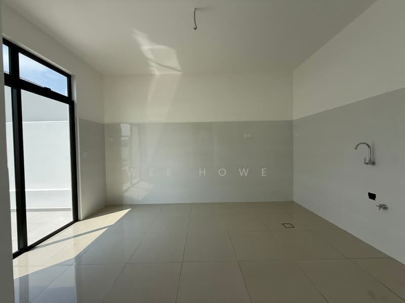 Cluster House for Sale in Eco Botanic (Iskandar Puteri (Nusajaya)) - Wee Howe - Kitchen - PropertyGuru.com.my