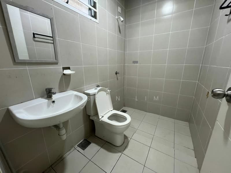 Rumah Teres 2 Tingkat untuk Disewa di Seremban (Negeri Sembilan) - Justin Lim - Bathroom - PropertyGuru.com.my
