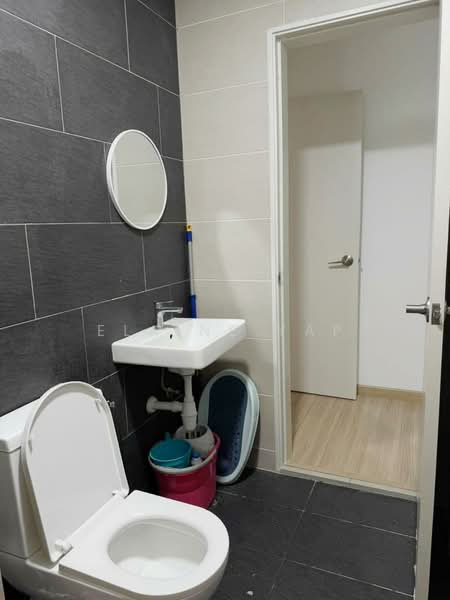 Service Residence for Sale at Tuan Residency - Elaine Yap - Bathroom - PropertyGuru.com.my