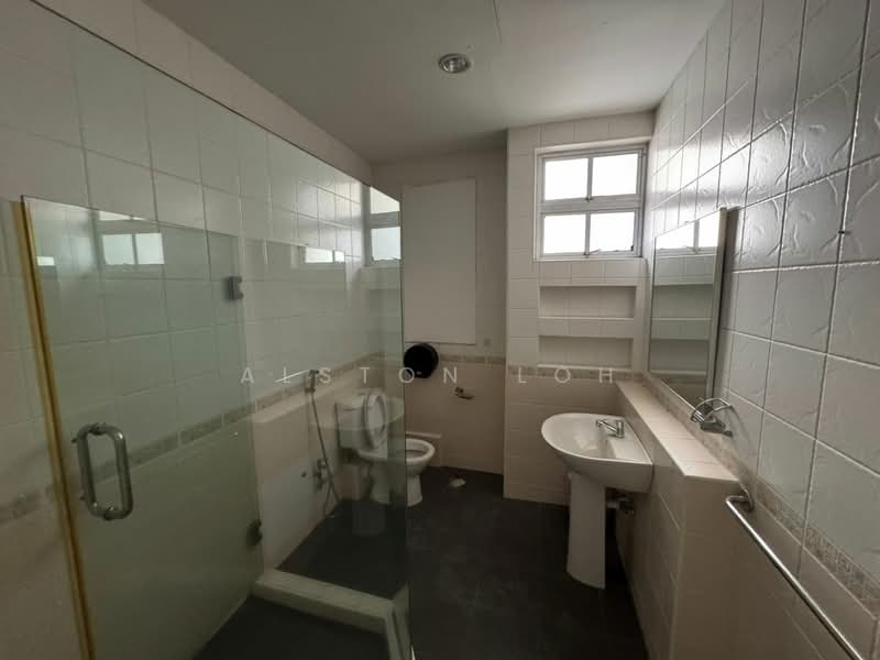 Shop / Office for Rent in Gurney Drive (Penang) - Alston Loh - Bathroom - PropertyGuru.com.my