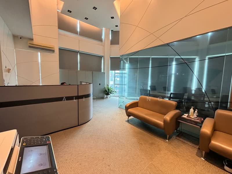 Shop / Office for Sale in Kampung Sungai Kayu Ara (Petaling Jaya) - Alice Wong - Lobby - PropertyGuru.com.my