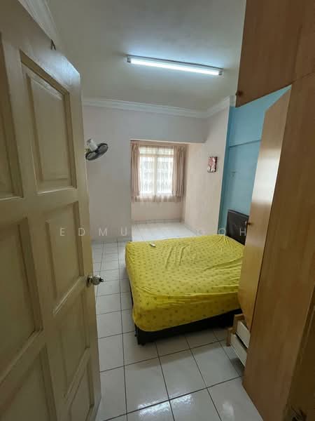 Kondominium untuk Dijual di South City (Perdana Selatan) Block C - Edmund Goh - Bedroom - PropertyGuru.com.my