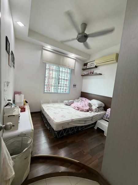Apartment for Sale at Lake View Suites - Karl Ho - Bedroom - PropertyGuru.com.my
