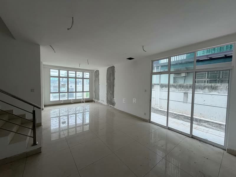 Cluster House for Sale in Skudai (Johor) - Jennifer Ng - Living Room - PropertyGuru.com.my