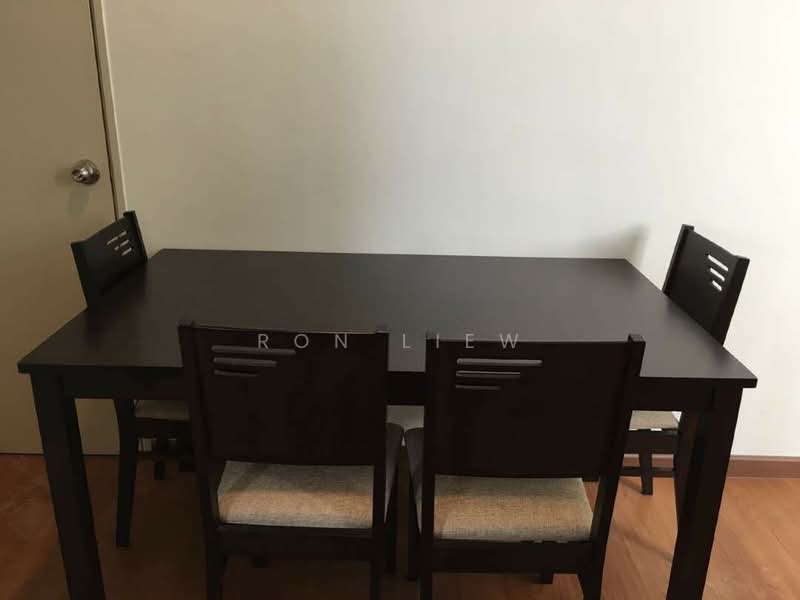 Kondominium untuk Disewa di Zefer Hill Residence - Ron Liew - Dining Room - PropertyGuru.com.my