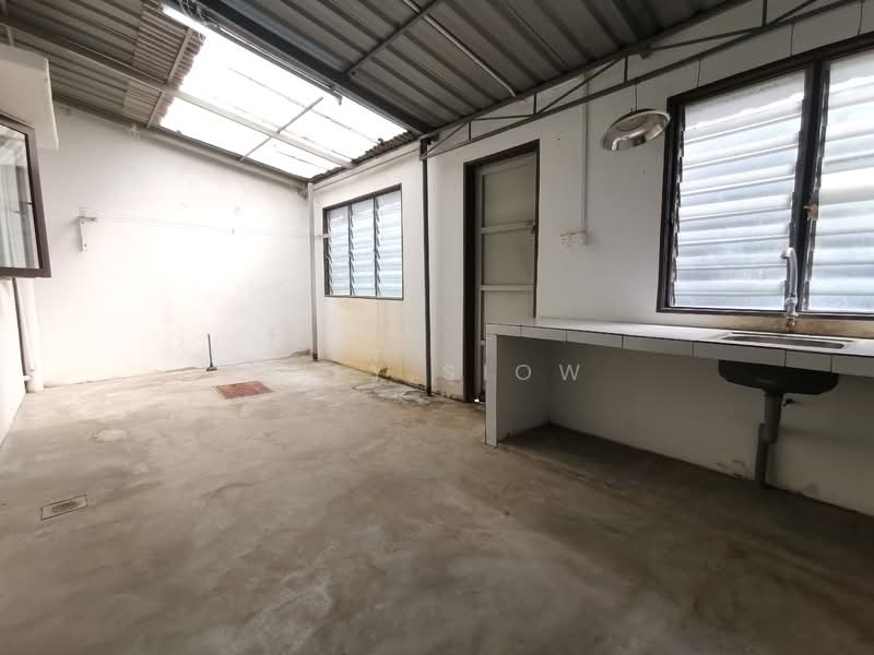 2-storey Terraced House for Sale in Taman Bukit Serdang (Seri Kembangan) - Lily Siow - Interior - PropertyGuru.com.my