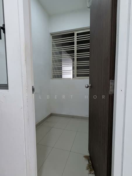 Servis Apartment untuk Dijual di Seasons Garden Residences - Gilbert Hor - Interior - PropertyGuru.com.my