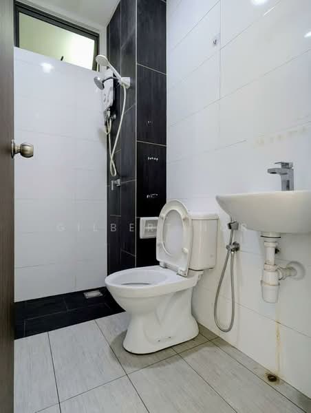 Servis Apartment untuk Dijual di Seasons Garden Residences - Gilbert Hor - Bathroom - PropertyGuru.com.my