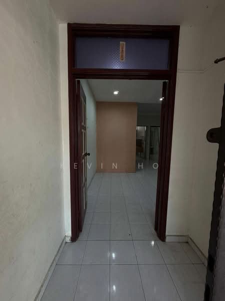 Rumah Teres 2 Tingkat untuk Dijual di Taman Setia Indah (Tebrau) - Kevin Ho - Entrance - PropertyGuru.com.my