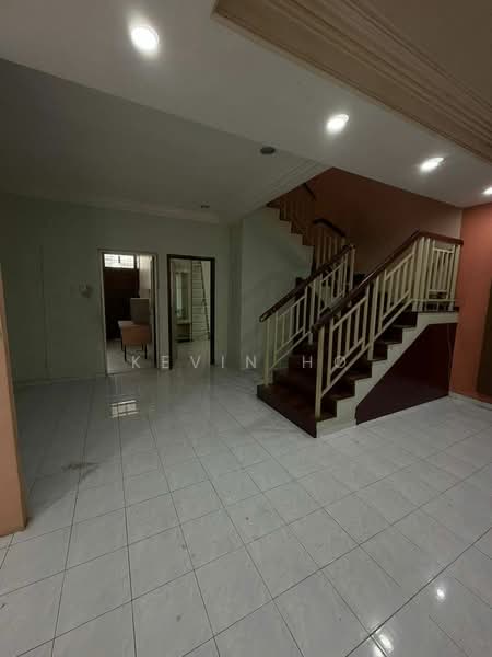 Rumah Teres 2 Tingkat untuk Dijual di Taman Setia Indah (Tebrau) - Kevin Ho - Living Room - PropertyGuru.com.my
