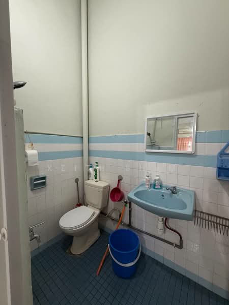 Terraced House for Sale in Bandar Baru Uda (Johor Bahru) - Keith Shum - Bathroom - PropertyGuru.com.my
